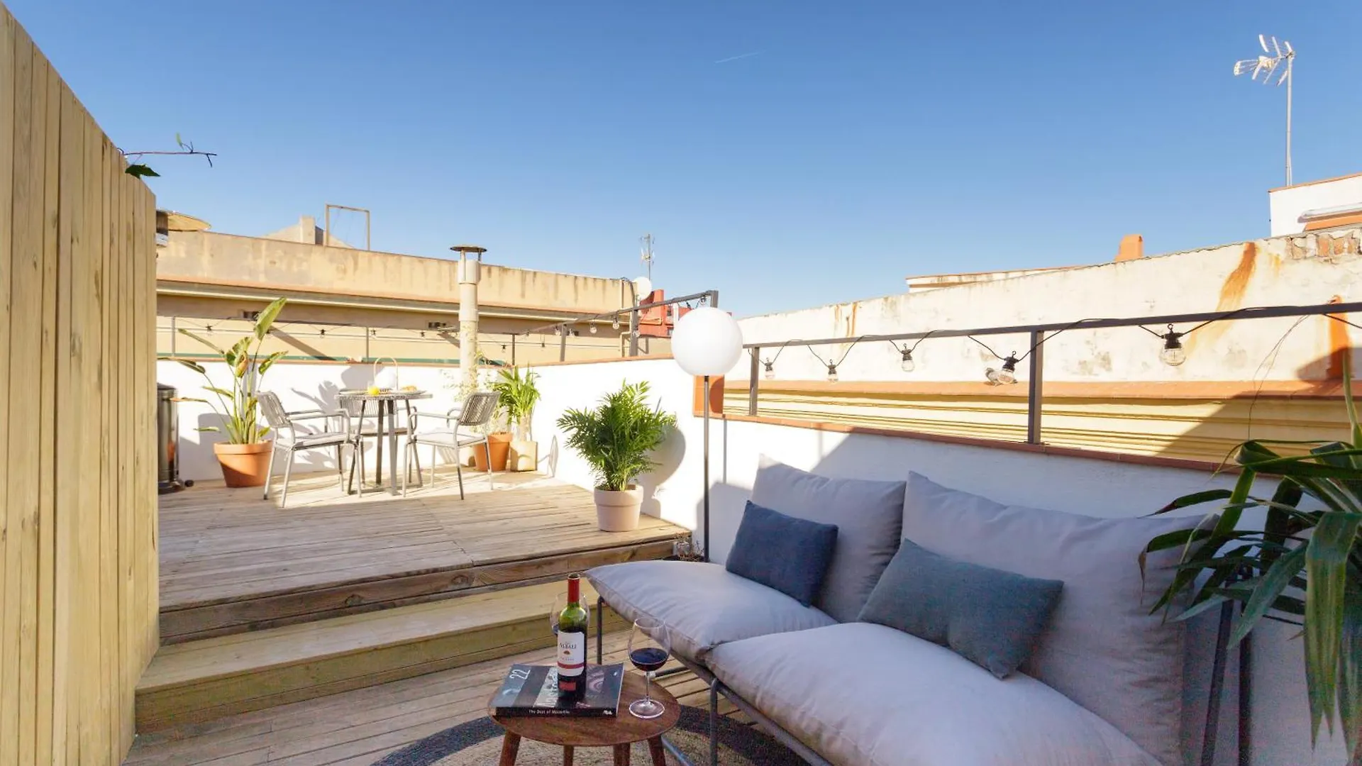 Urban Design Apartments & Studios Barcelona