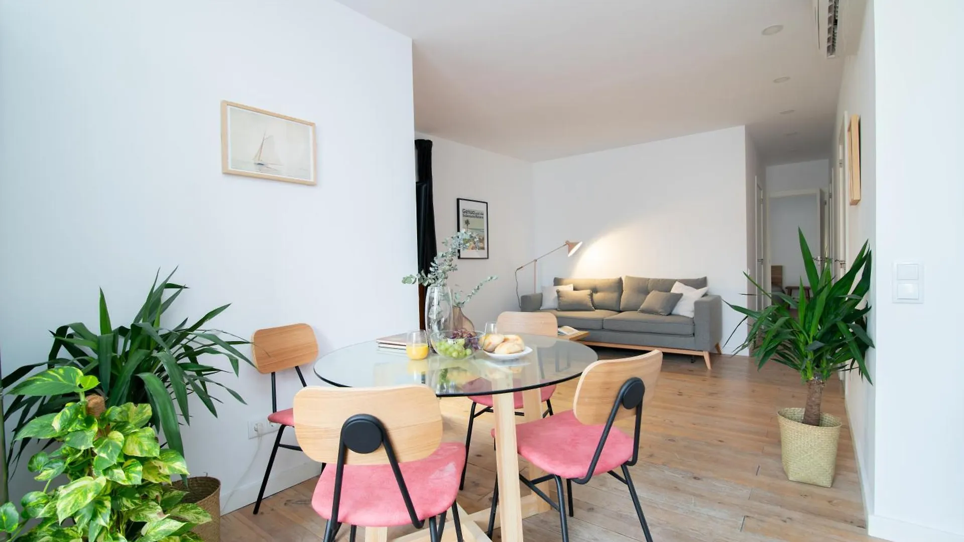 Urban Design Apartments & Studios Barcelona
