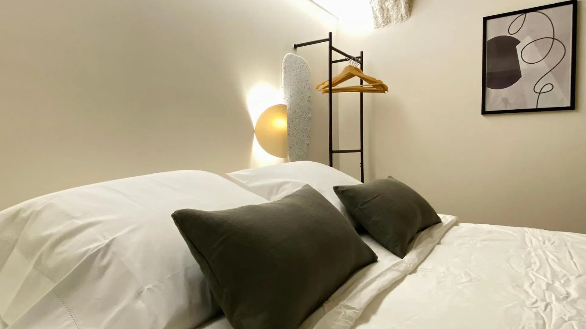Urban Design Apartments & Studios Barcelona