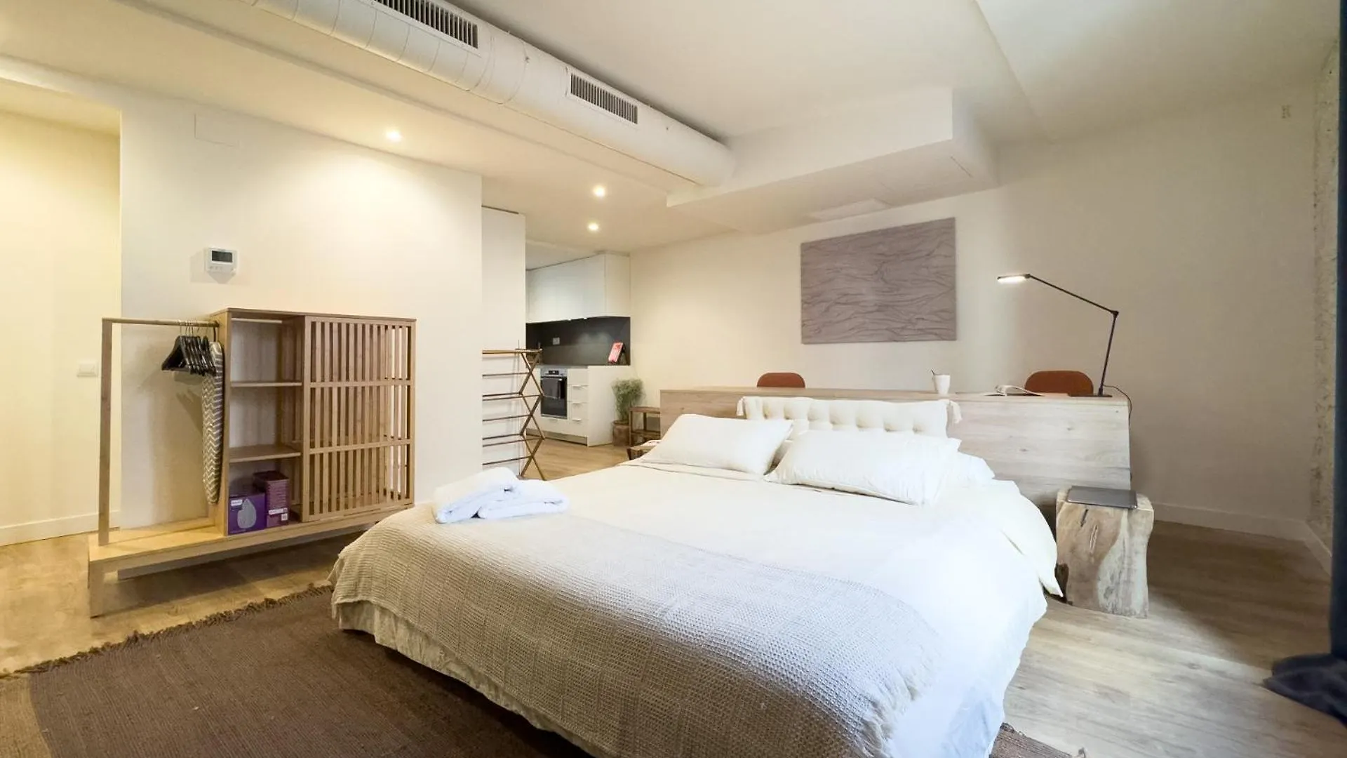 Urban Design Apartments & Studios Barcelona