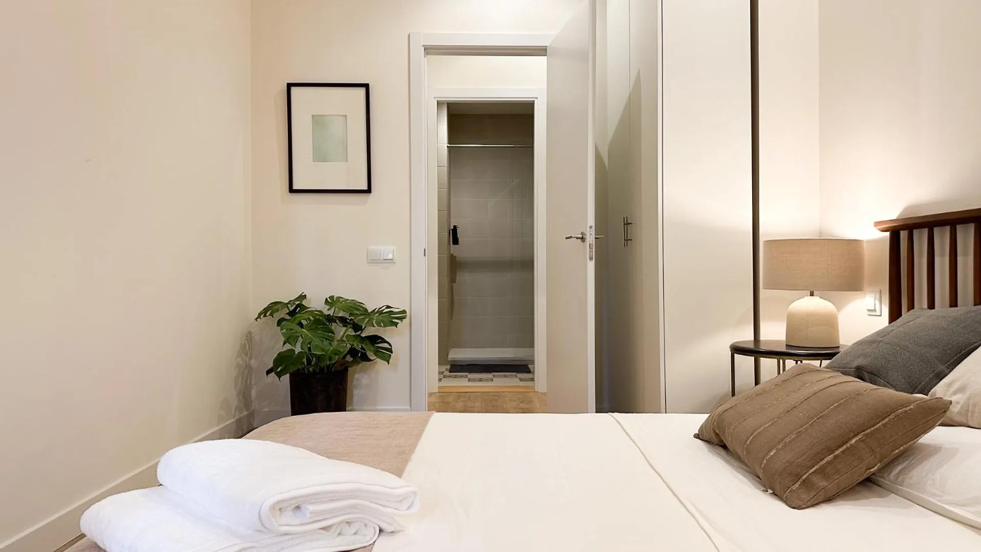Urban Design Apartments & Studios Barcelona
