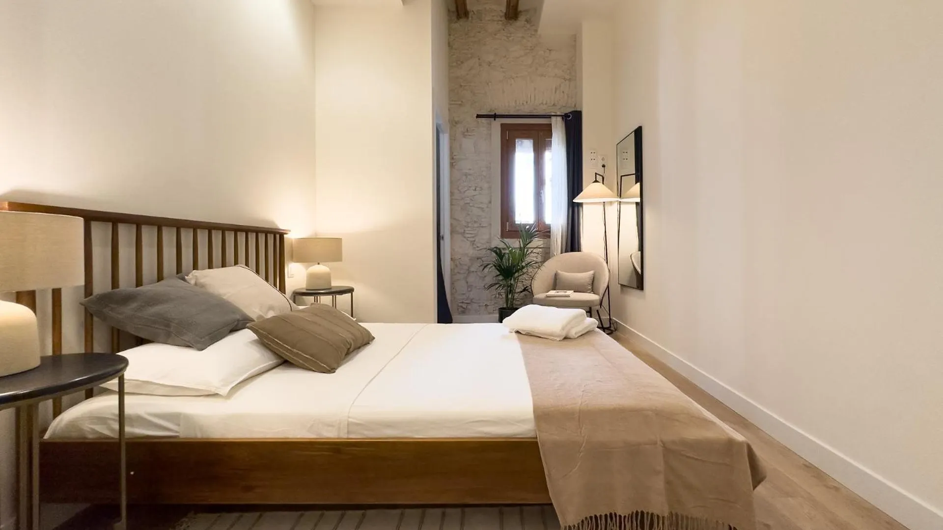 Urban Design Apartments & Studios Barcelona 0*,