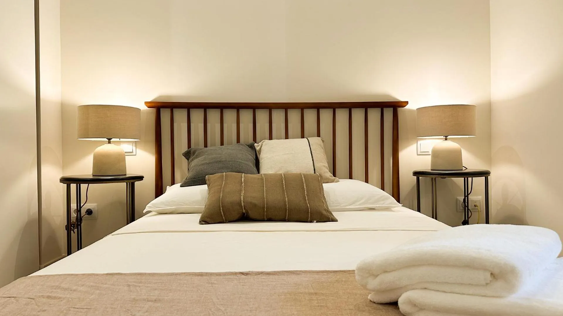 Urban Design Apartments & Studios Barcelona 0*,