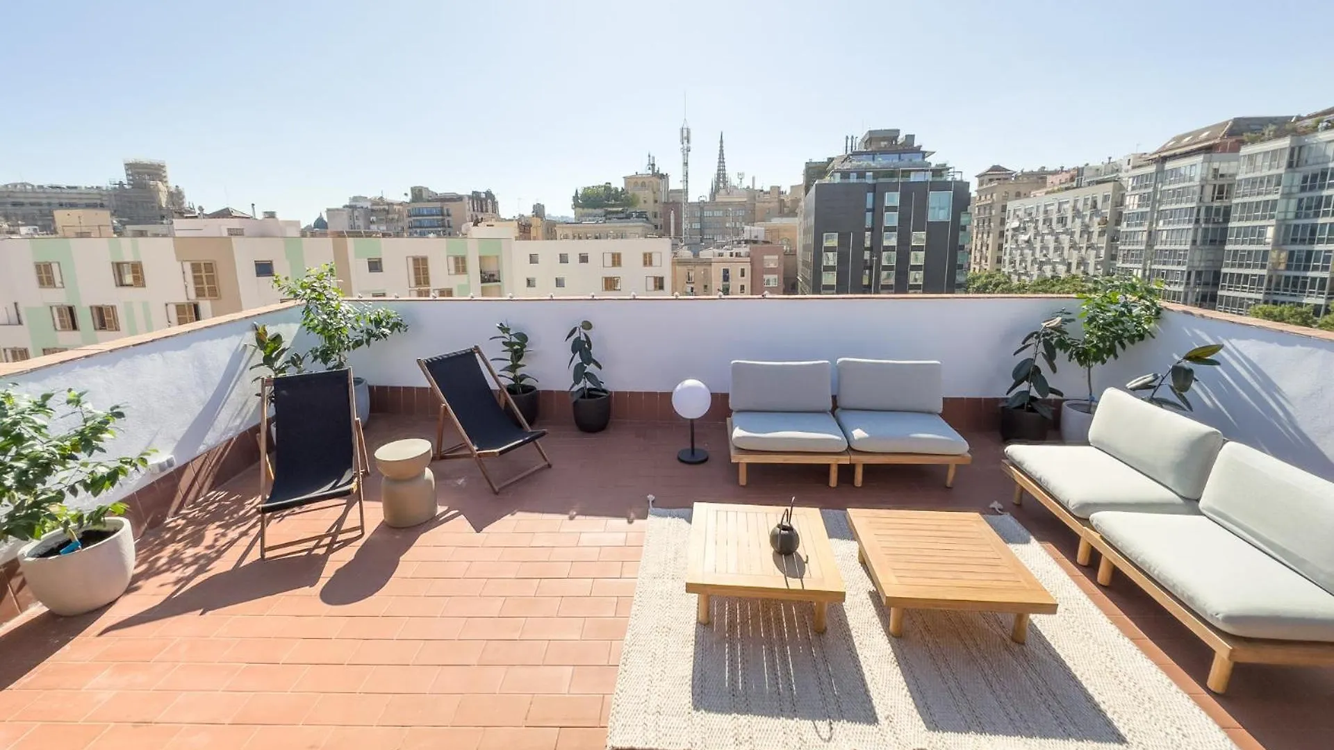 Urban Design Apartments & Studios Barcelona